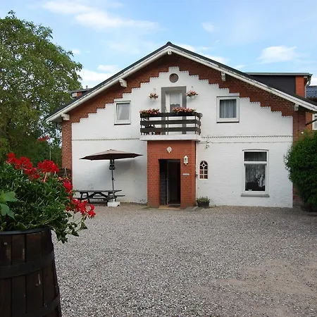 Ferienwohnung Pohnsdorfer Muehle Апартаменты