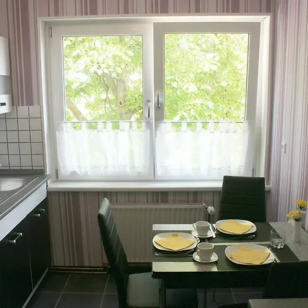 Ferienwohnung Pohnsdorfer Muehle Апартаменты Зирксдорф